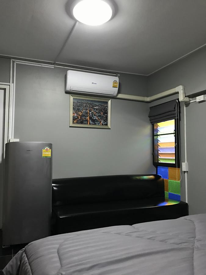 Add Home Hostel Vipavadee 42 Bangkok Buitenkant foto
