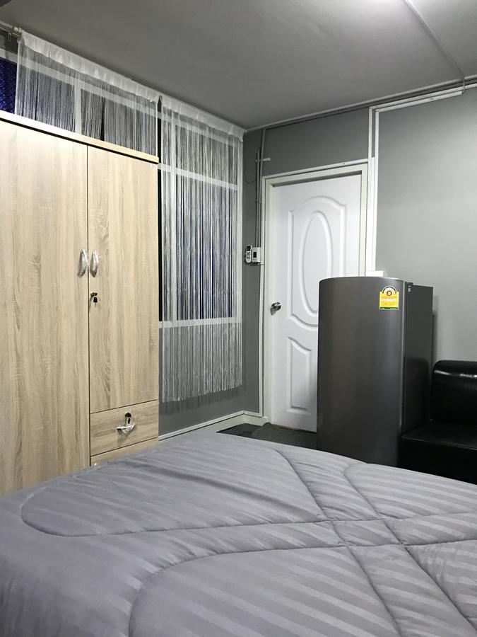 Add Home Hostel Vipavadee 42 Bangkok Buitenkant foto