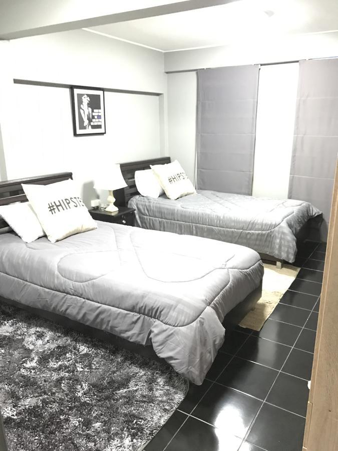 Add Home Hostel Vipavadee 42 Bangkok Buitenkant foto
